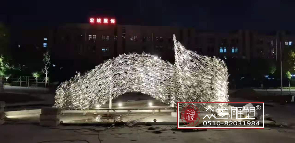 精心雕琢，才能創(chuàng)作出令人嘆為觀(guān)止的浮雕作品